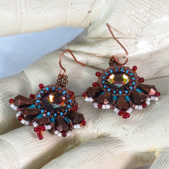 Southwestern Swarovski crystal fan earrings - Picture 2 of 4